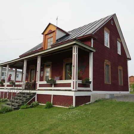 La Vieille Maison Rouge Saint-Tite المظهر الخارجي الصورة