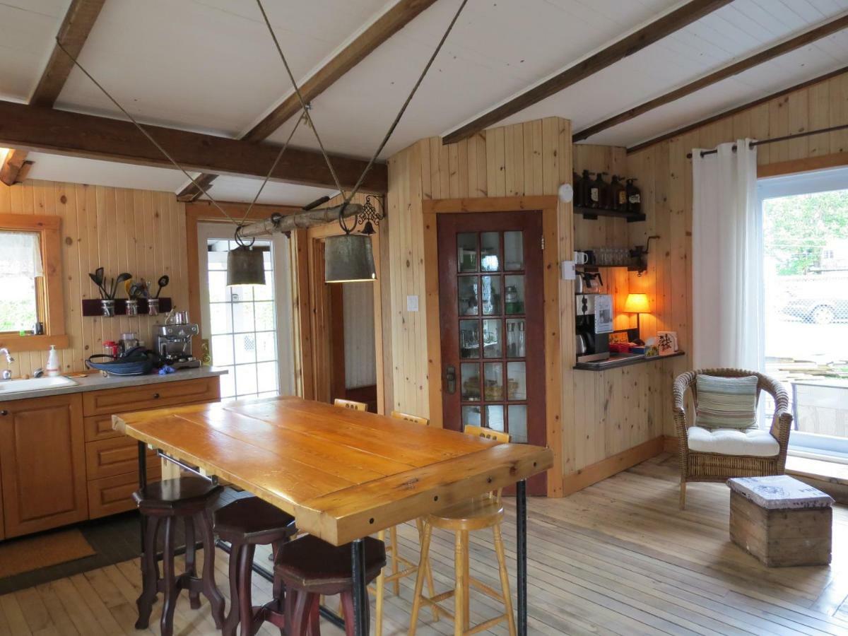 La Vieille Maison Rouge Saint-Tite المظهر الخارجي الصورة